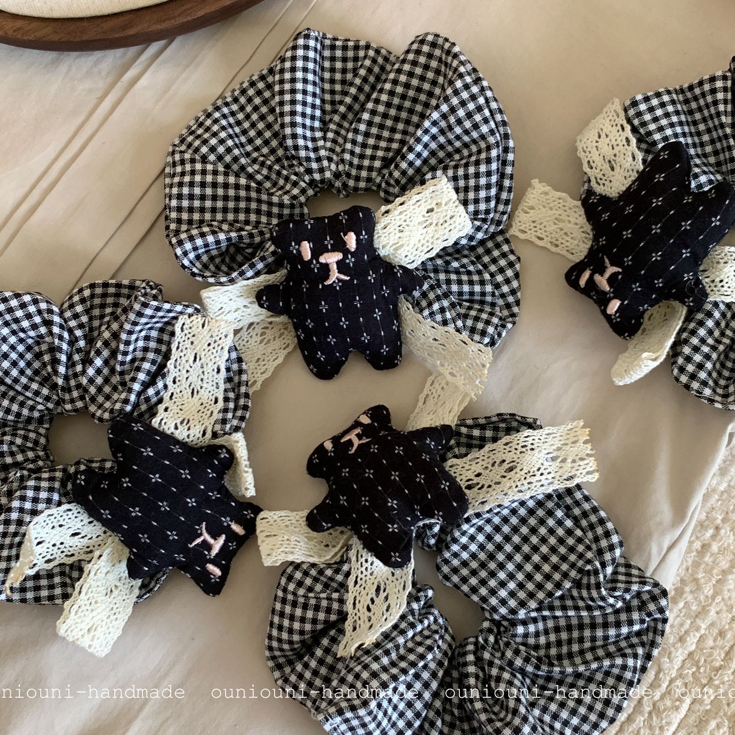 Academy-style navy blue bear lace bow hair tie, 2026 new model, high-end, stylish, versatile hair band
