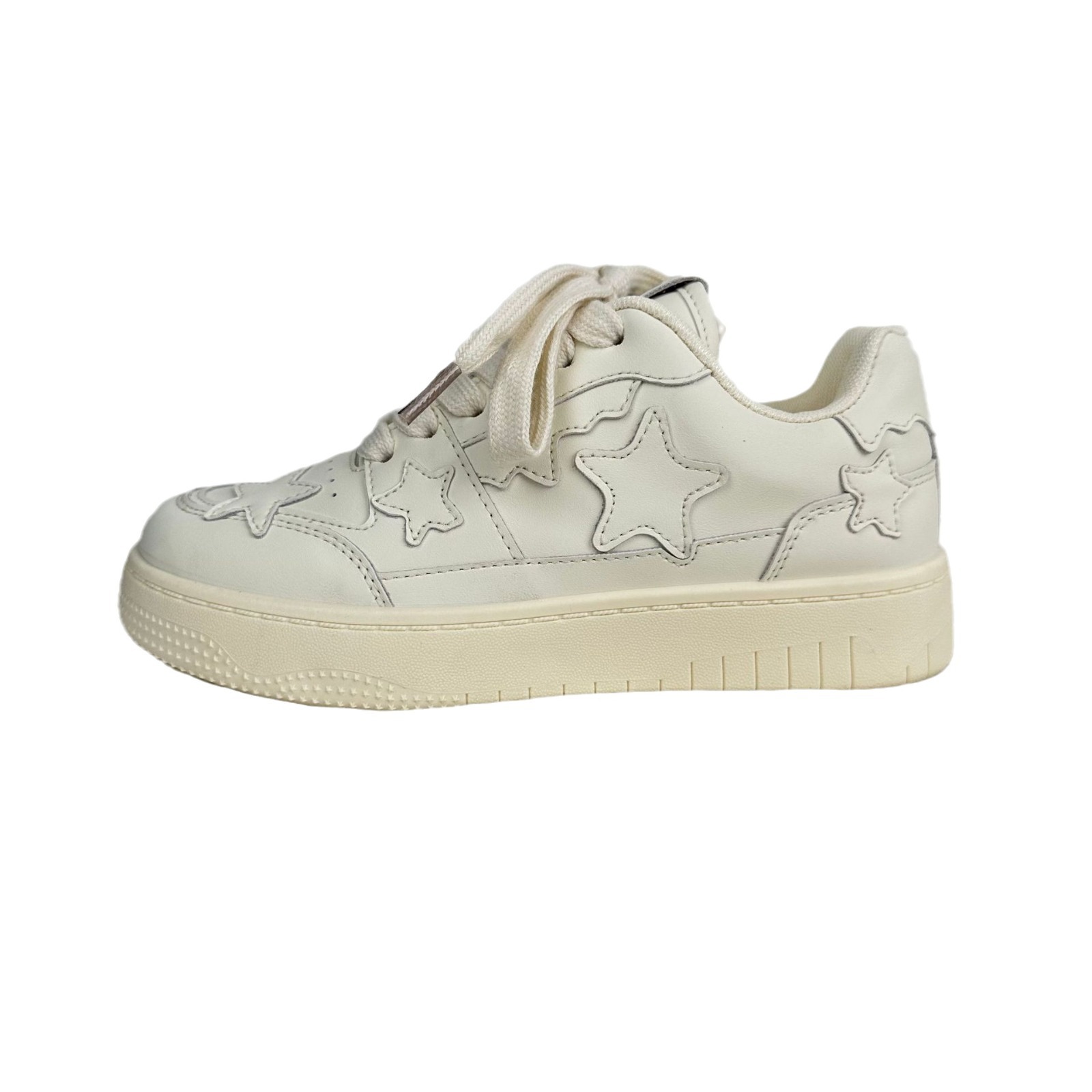 2024 primavera y verano coreano versátil zapatos de lona de suela gruesa nicho de tendencia zapatos de skate para estudiantes de Harajuku zapatos blancos pequeños