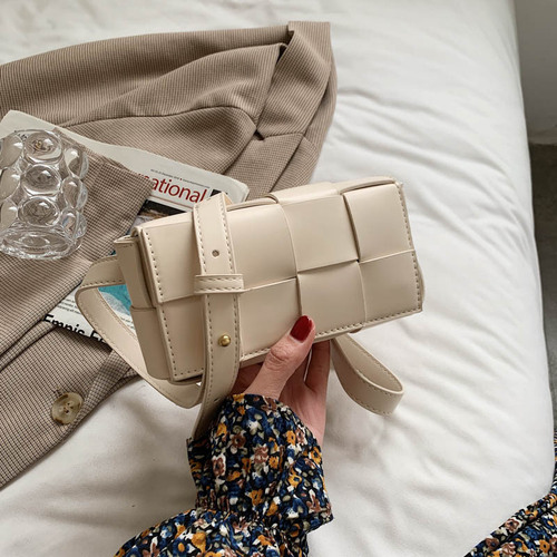 2024 new tofu small square bag Korean style fashionable shoulder crossbody bag solid color simple woven waist bag chest bag for women