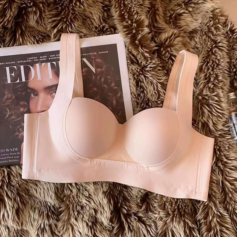 Venta directa de fábrica Comercio electrónico transfronterizo Sudeste de Asia Vietnam Tailandia Ladies Talla de letras Pechos pequeños Reunir sujetador Tovin