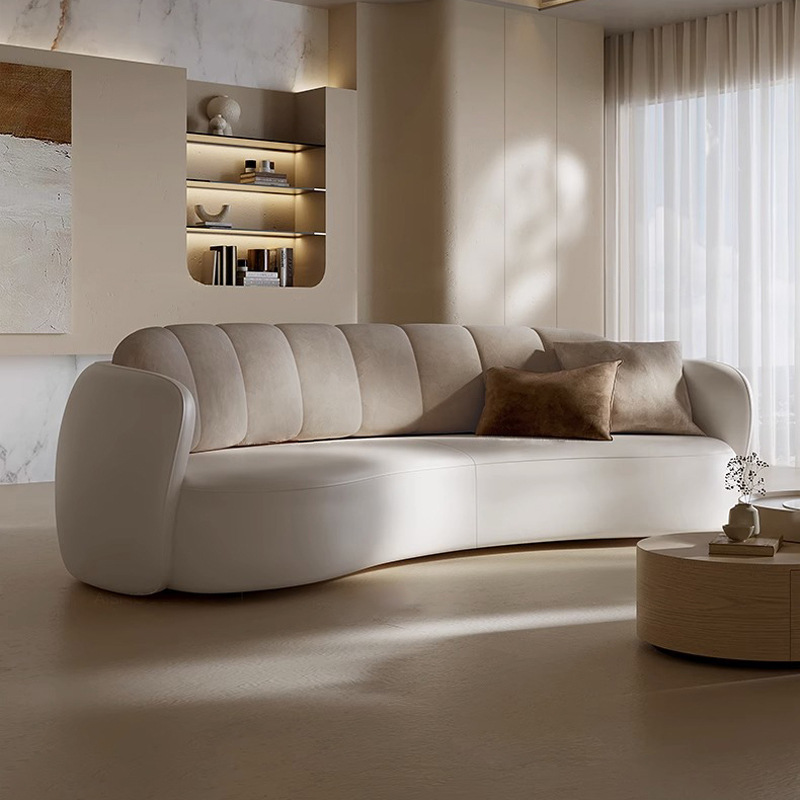 Diseñador de sofá de cuero arqueado italiano simple y moderno sofá de viento semicircular de estilo pequeño
