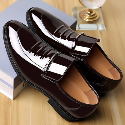 man business affairs Patent leather leather shoes Autumn and winter man new pattern Tip leather shoes Low formal wear Large leather shoes