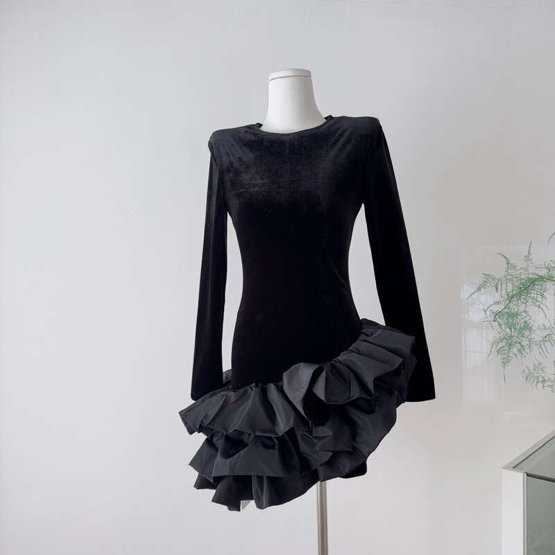 Designer Velvet Splicing Layered Ruffled Hem Irregular Slim Mini Skirt Feminine Slimming Dress Short