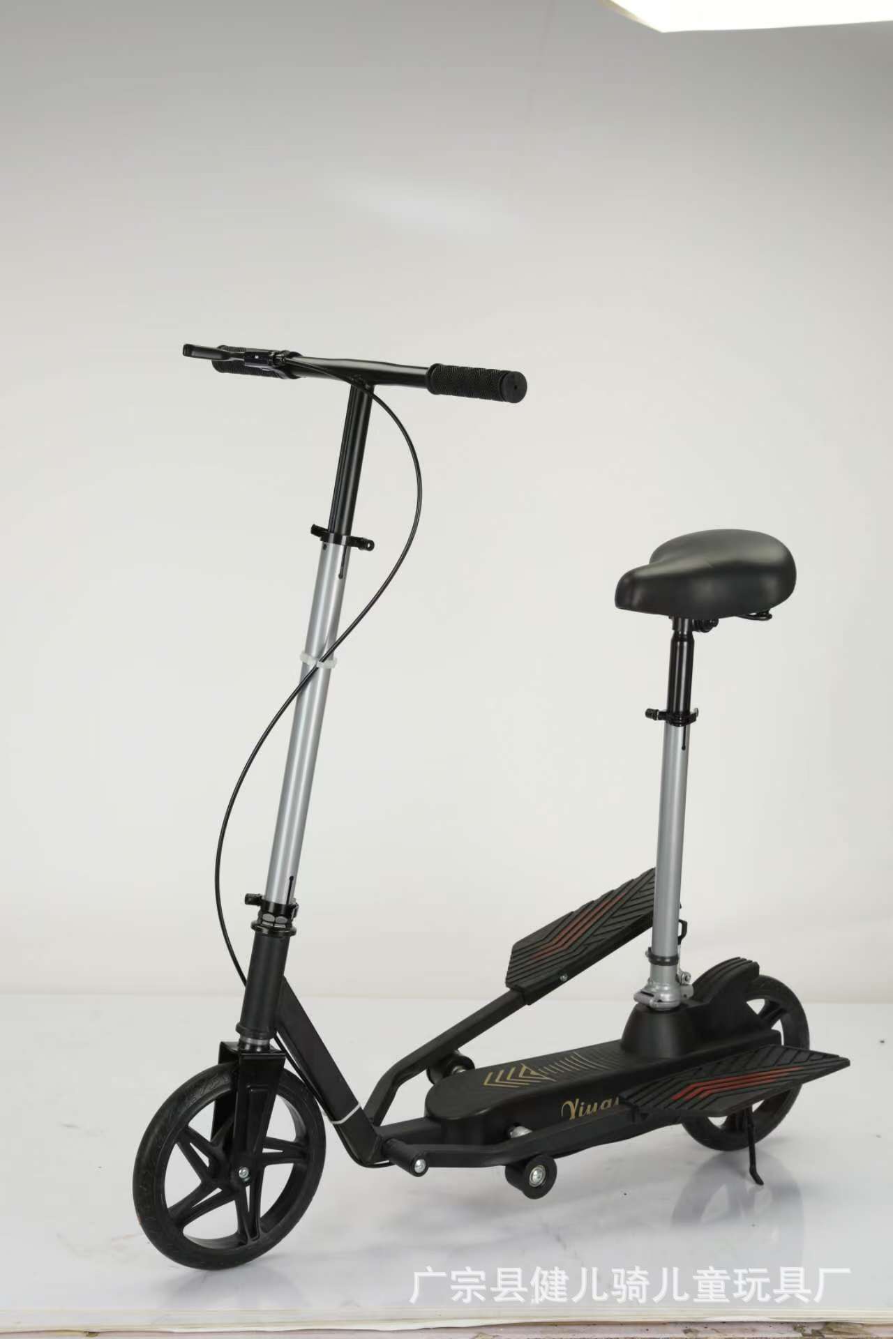 The black top is equipped with a cushion with folding and shock absorption