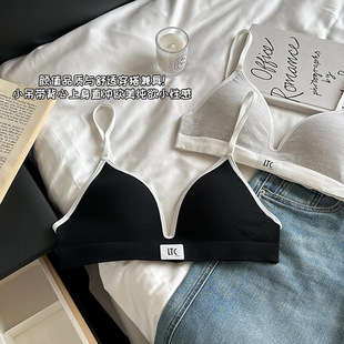 Good pure ~ French triangle cup bra contrast color design feeling ~ gather up upper support Joker fixed cup deep V minimalist chest wrap