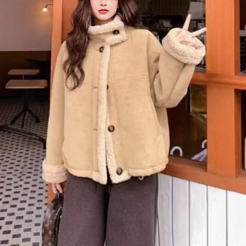 Fur Integrated Thickeneded Warm Stand-Up Collar Motorcycle Jacket for Women Winter Design Retro Suede Short Lamb Hair Jacket