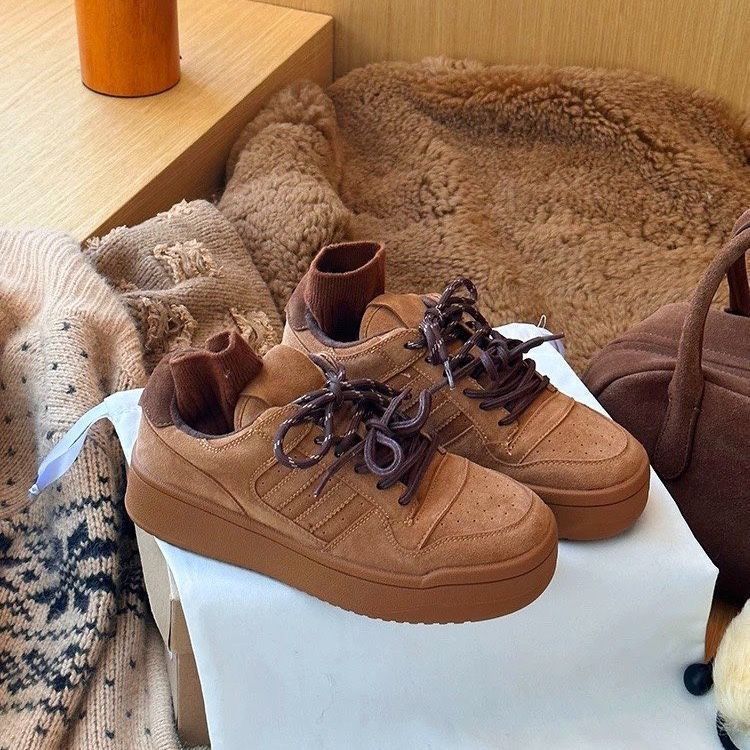 Zapatos de entrenamiento alemán retro de suela gruesa para mujer 2025 verano nuevos zapatos zapatos deportivos casuales transpirables de todo fósforo para mujer