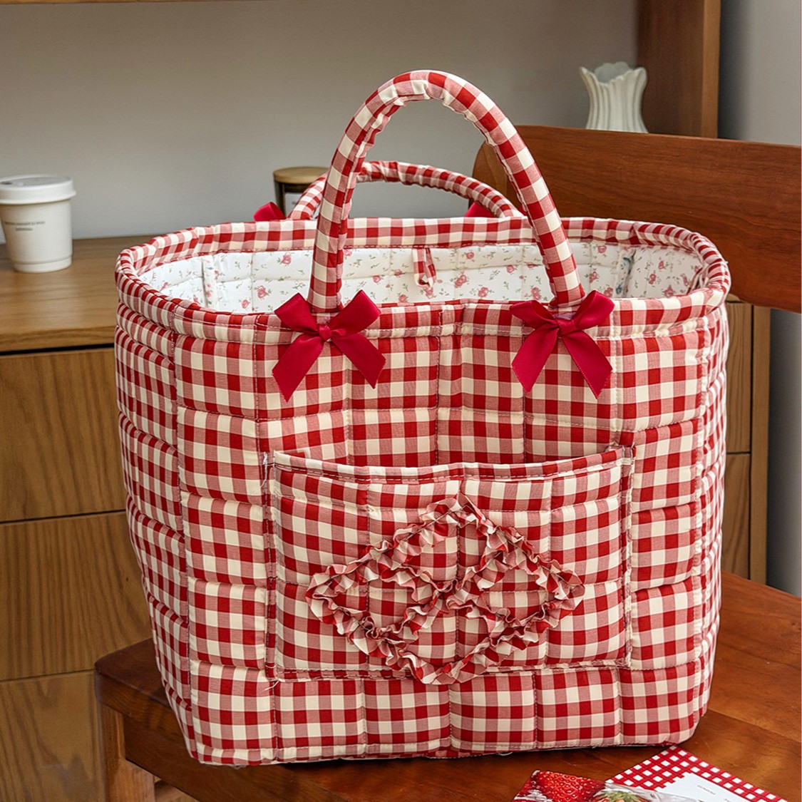 New cross-border vermilion checkered bow storage basket, high-value snack and sundry storage basket, portable and lightweight laundry basket