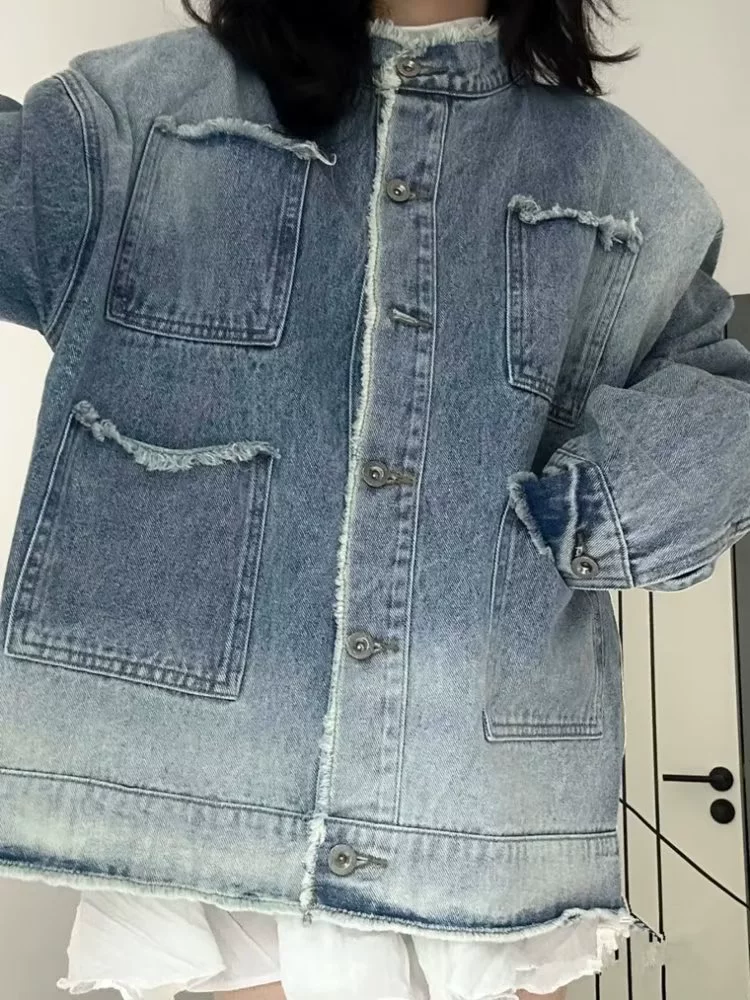 Куртка в стиле Америки с декоративной ретро- Denim осень, тренд сезона в полоску