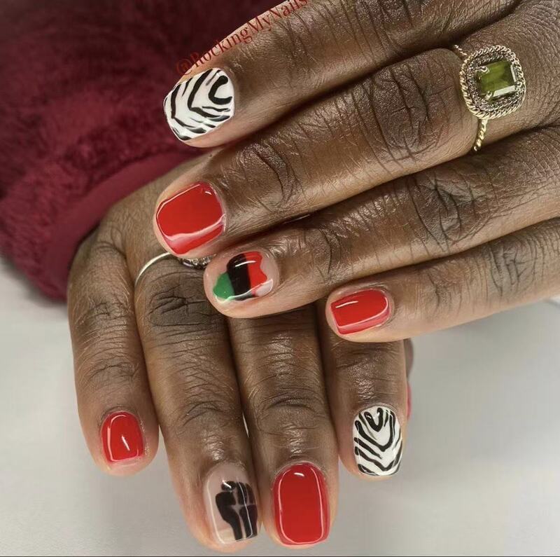 Short Square Zebra Pattern Land Block Black Fake Nails Finished Wearable Manicure Removable Nails