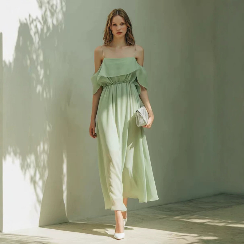 2026 Amazon Independent Site European and American Women's Off-Shoulder Chiffon Dress with Long Strapless Waist-Cinching Party Dress