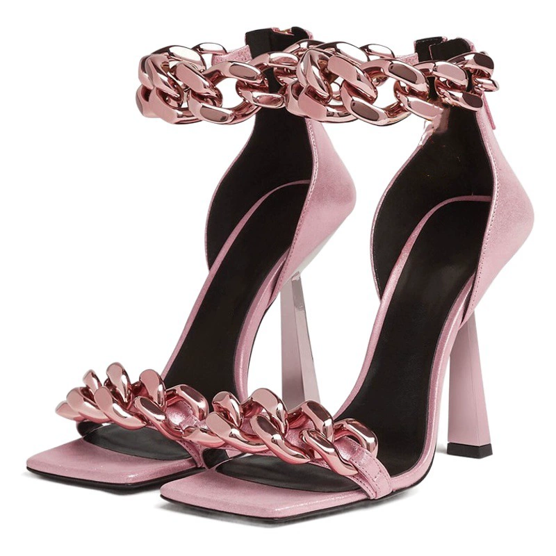 2021 модные сандалии на высоком каблуке с одним ремешком из воловьей кожи с цепочкой и квадратным носком, женская обувь с открытым носком, Европейская и американская трансграничная обувь больших размеров для подиума