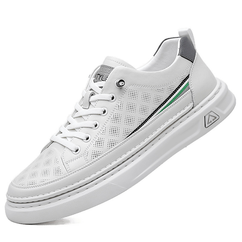 Pequeños zapatos blancos verano para hombres nuevo estilo ocio transpirable deportes cómodos zapatos casuales de negocios todo fósforo zapatillas de deporte para hombres al por mayor