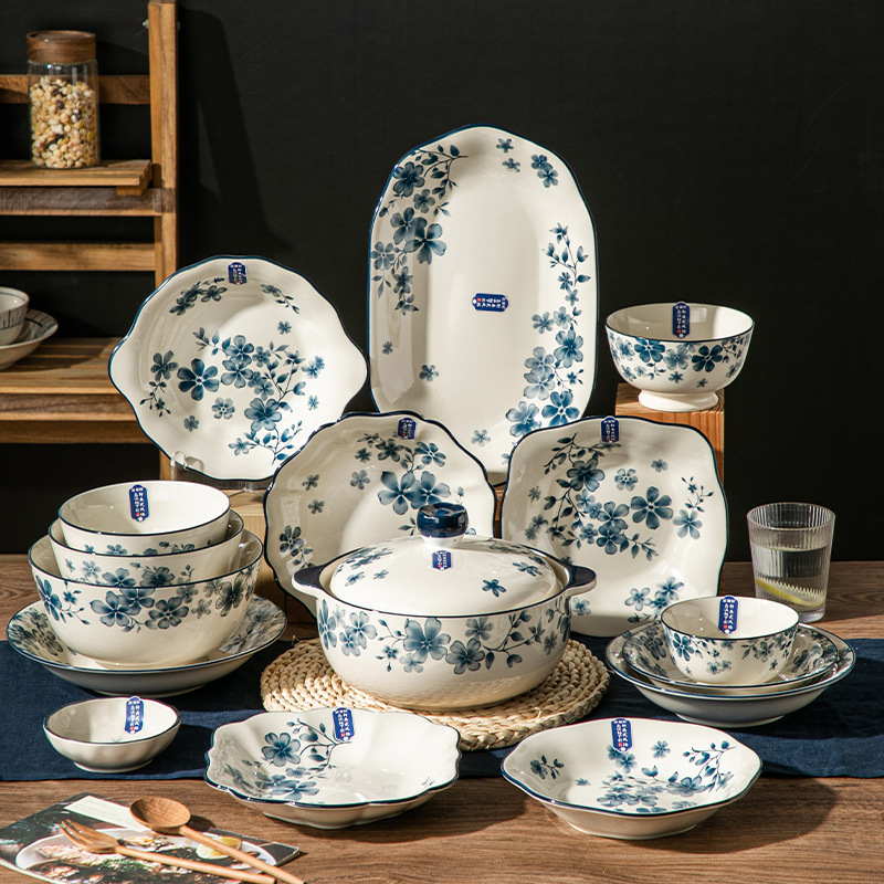 Small Blue Star Light Luxury Retro Household Tableware Ceramic suit Dishes and Dishes Housewarming High Value Wholesale Small Blue Star Light Luxury Retro Household Tableware Ceramic suit Dishes and Dishes Housewarming High Value Wholesale