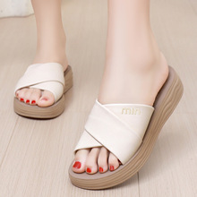 �ļ���Ь����Ьܛ���p����Ь����ƽ��������r������ƤŮЬ����Ь