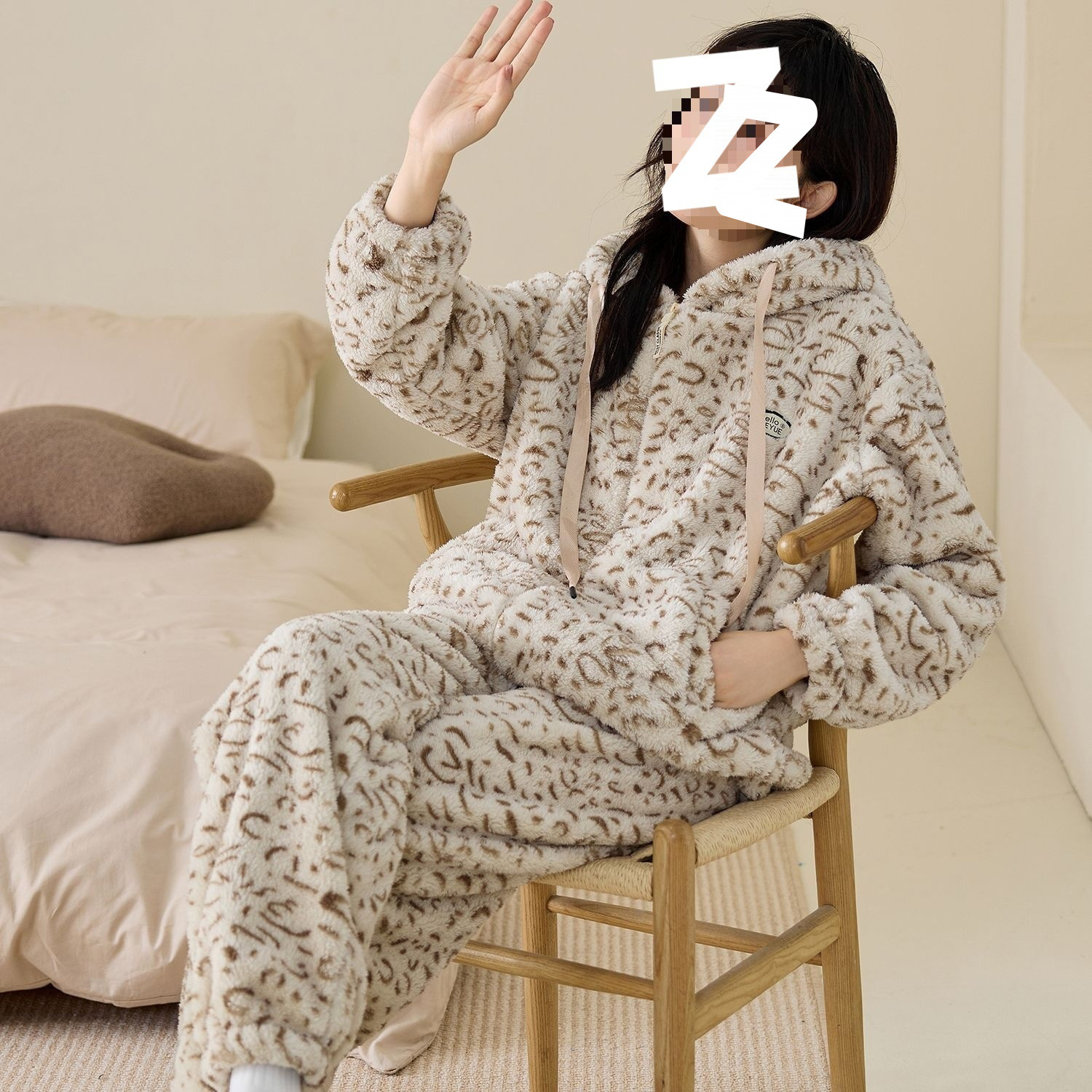 珊瑚绒睡衣女秋冬款加厚加绒法兰绒连帽保暖可外穿冬季家居服套装