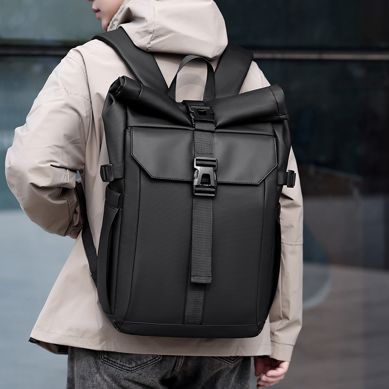 Large capacity outdoor travel backpack for men, business commuter laptop bag, functional waterproof schoolbag for students.