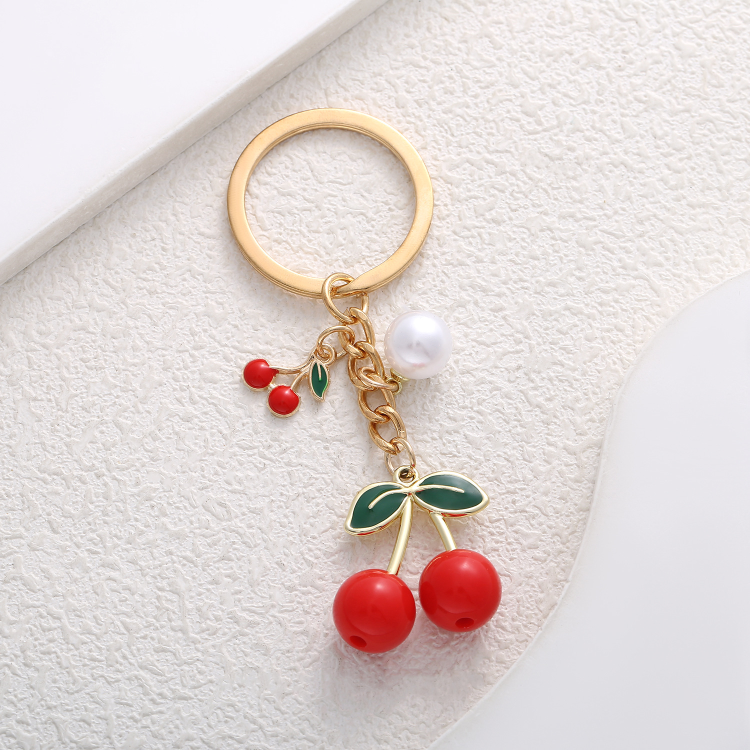 Holiday, Daily Occasion Alloy Material 1 Piece Bag Peach Cherry Keychain Alloy Enamel Pearl Women's Cute Sweet Keychain