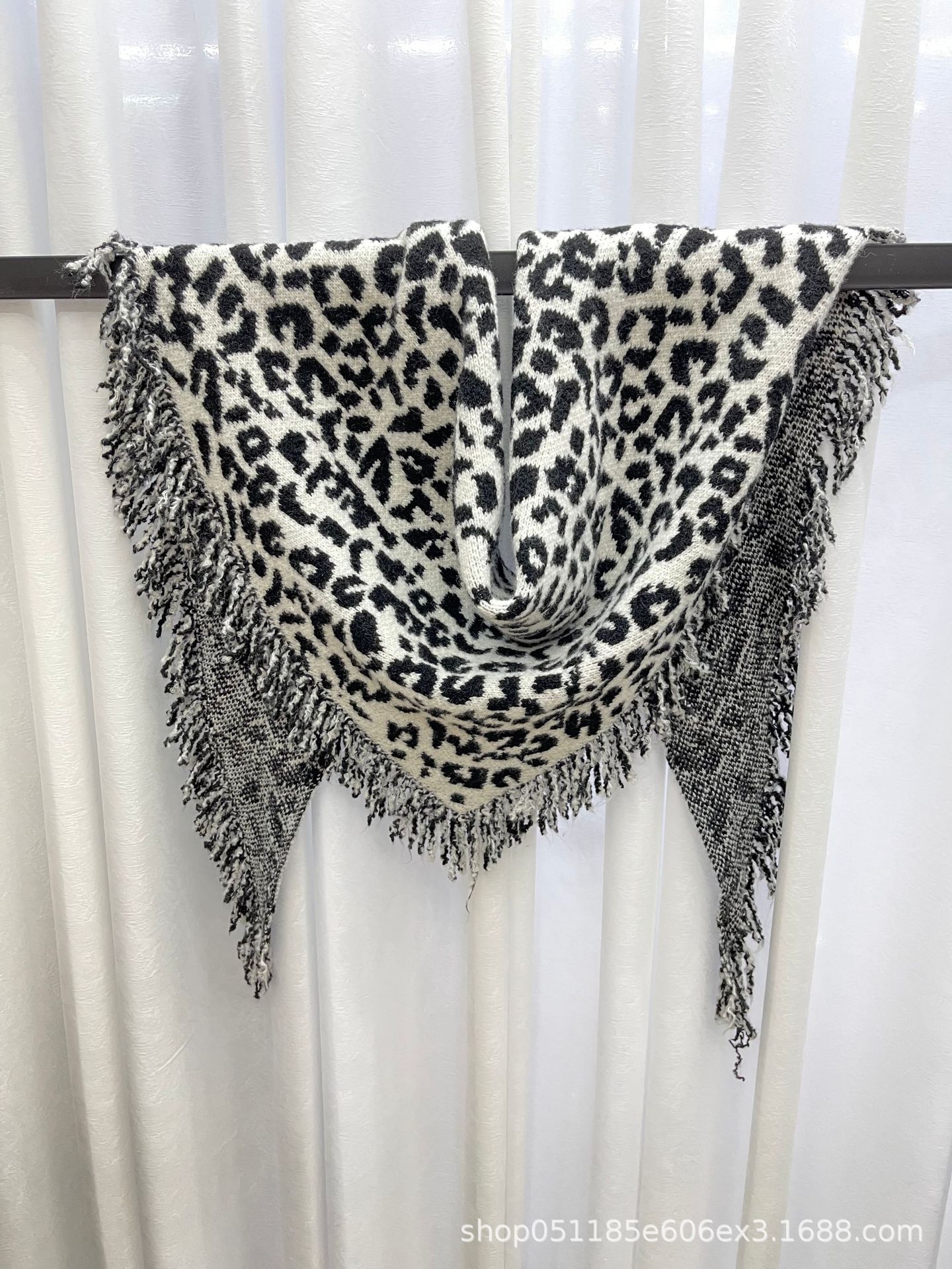 흑백 표범 무늬