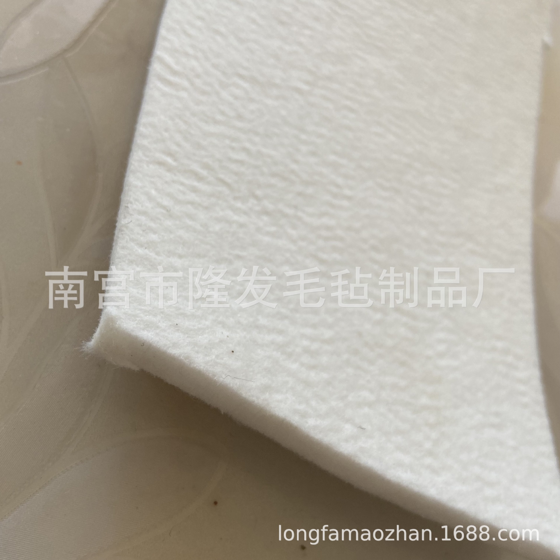 2毫米本白色毛毡布 3mm无纺布针刺化纤棉丙纶布 毡型无纺布料