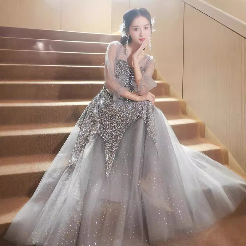 Gray Sequin Evening Dress with Long Sleeves, Unique and High-End, New Spring Model for Birthday Parties and Hosting Events, Women's Formal Dress Gray Sequin Evening Dress with Long Sleeves, Unique and High-End, New Spring Model for Birthday Parties and Hosting Events, Women's Formal Dress