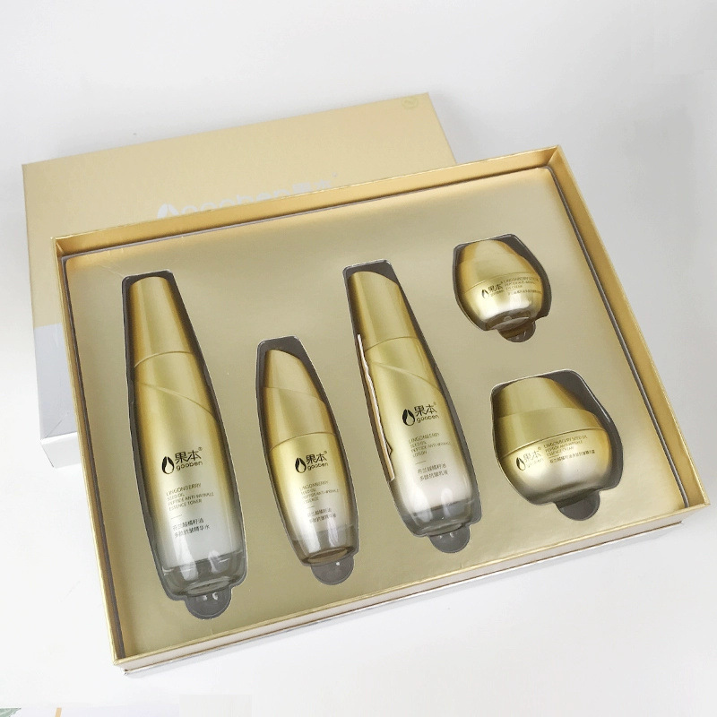 Seed oil in gift box