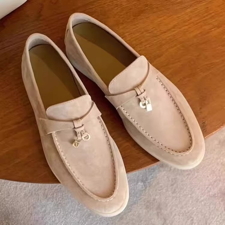 Retro casual loafers with hidden heel English style