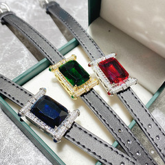 Versa Court Retro Elegant Genuine Leather Clasp Bracelet, Gold-Topped, Sophisticated and Graceful High-End Accessory