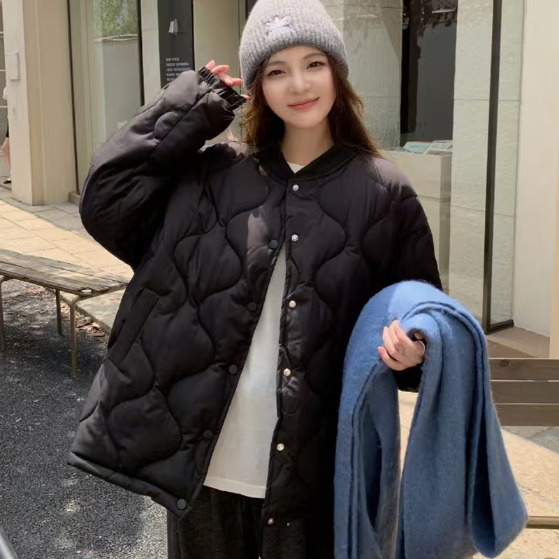 검은색
