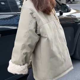 设计感翻领拼接仿羊羔毛加厚保暖加棉外套冬季新款百搭休闲