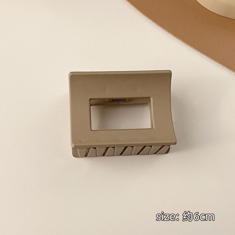 Nuevo elegante horquilla trasera cabeza baño clip tocado clip de tiburón Estilo coreano primavera/verano leche marrón serie captura clip neto rojo