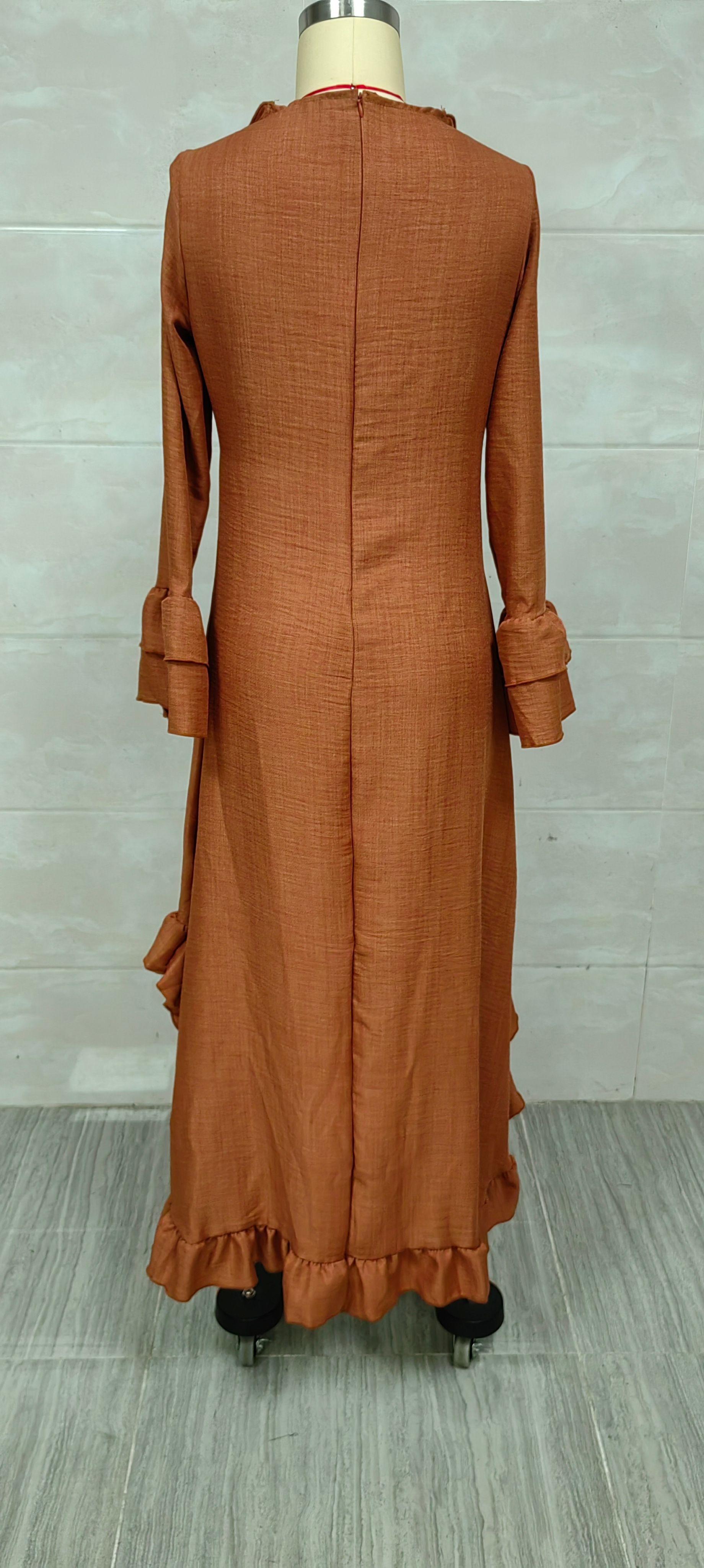 Böhmisches Langarm Maxi-kleid Mit V-ausschnitt Und Rüschensaum_voghion.com