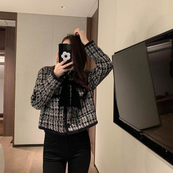 Demi-season retro jacket