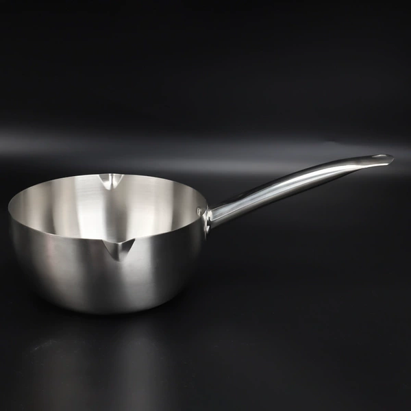 Single pot with steel handle 20cm