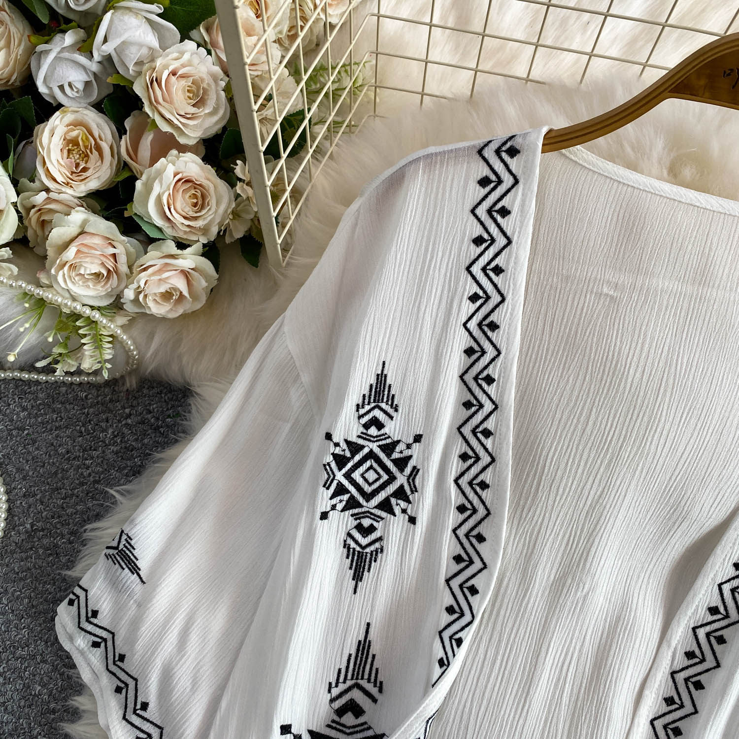 Women's Long Sleeve Cardigan Jacket Vacation Style Sun Protection Loose Top Breathable Chic Embroidered Retro 2026 New_ecoleips.com