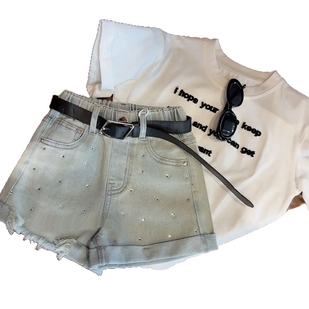 Niñas pantalones de verano jeans 2026 niños pantalones de estilo coreano para mujeres Baoyang con diamantes pantalones calientes de verano para niñas