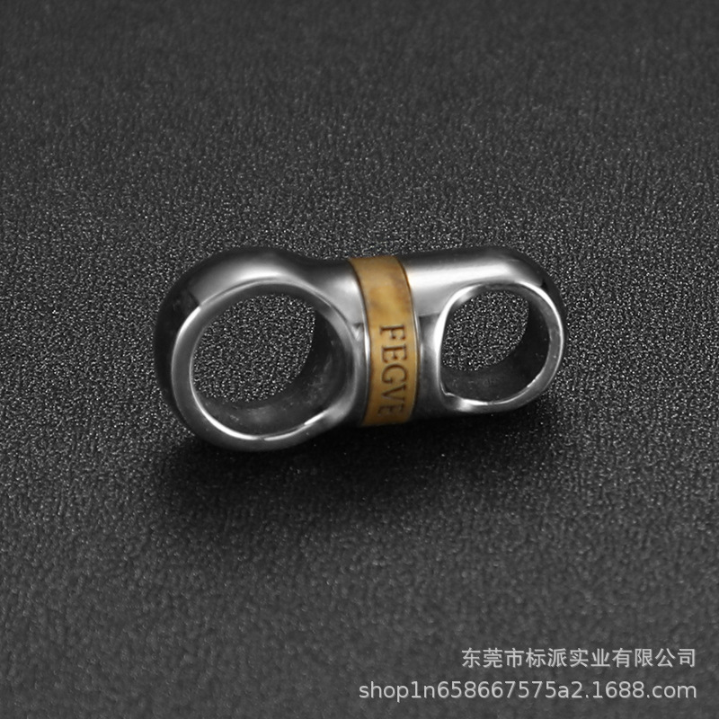 Aleación de titanio cápsula universal conjunta llavero accesorios titanio hebilla universal hecho a mano coche llavero rotación de 360 grados