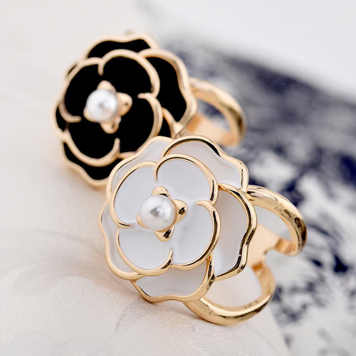 New Camellia Silk Scarf Button French Retro Pearl Scarf Button Square Ring Button Orange Crystal Shawl Button for Women