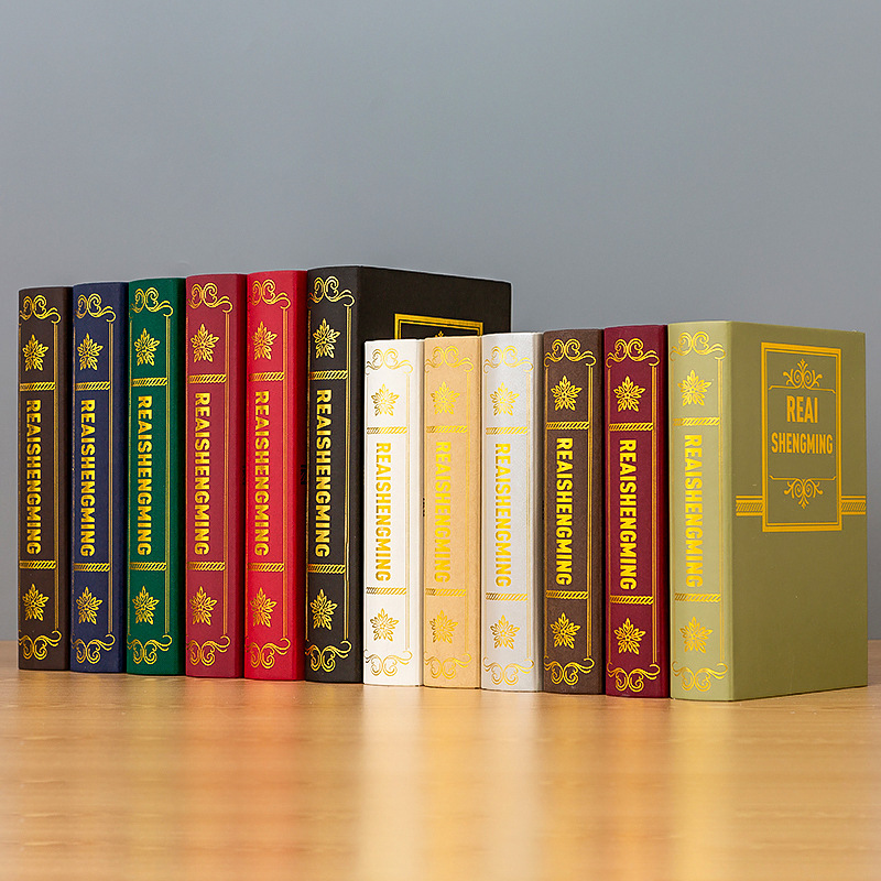 リビングルームの置物は軽くて豪華で高級な雰囲気のお酒棚の装飾品です。