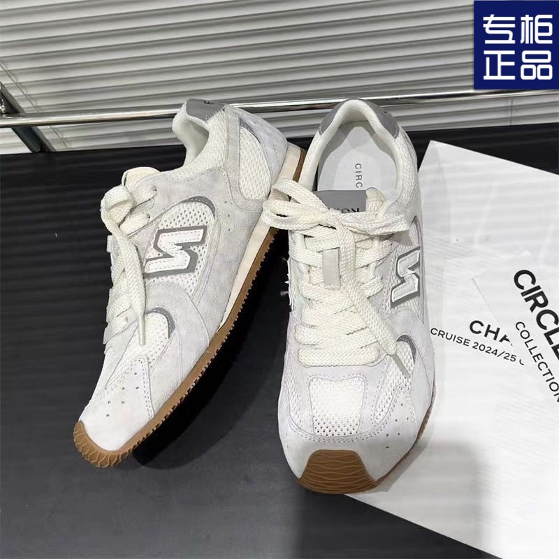 Casual Sports Shoes, Sneakers, 2025 Spring and Summer New Versatile Flats-Soled Color-Blocked Mesh Shoes, Soft Leather Retro Moral Training Shoes for Women