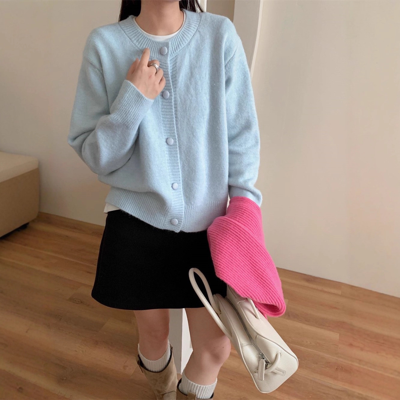 Zhen Dai Ni ~ 2025 Autumn/Winter New Simple Korean Style ~ Youthful and Age-Reducing Knitted Cardigan Jacket Fashionable and Versatile Pure