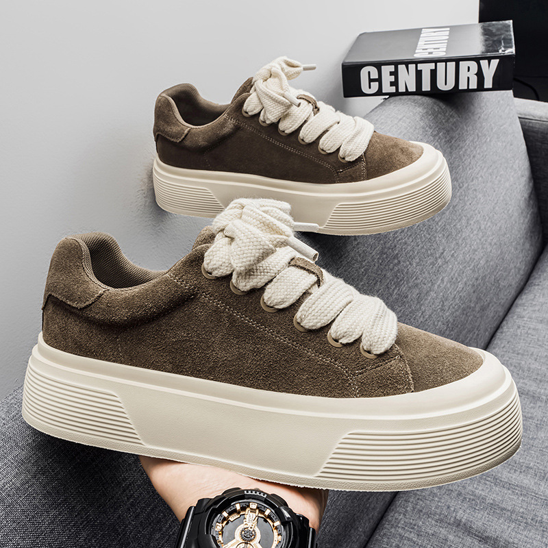 Коричневый