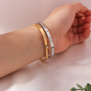 ��18K����僱�ɫ���ΰ�����C��䲻��ɫ�羳����ins�L
