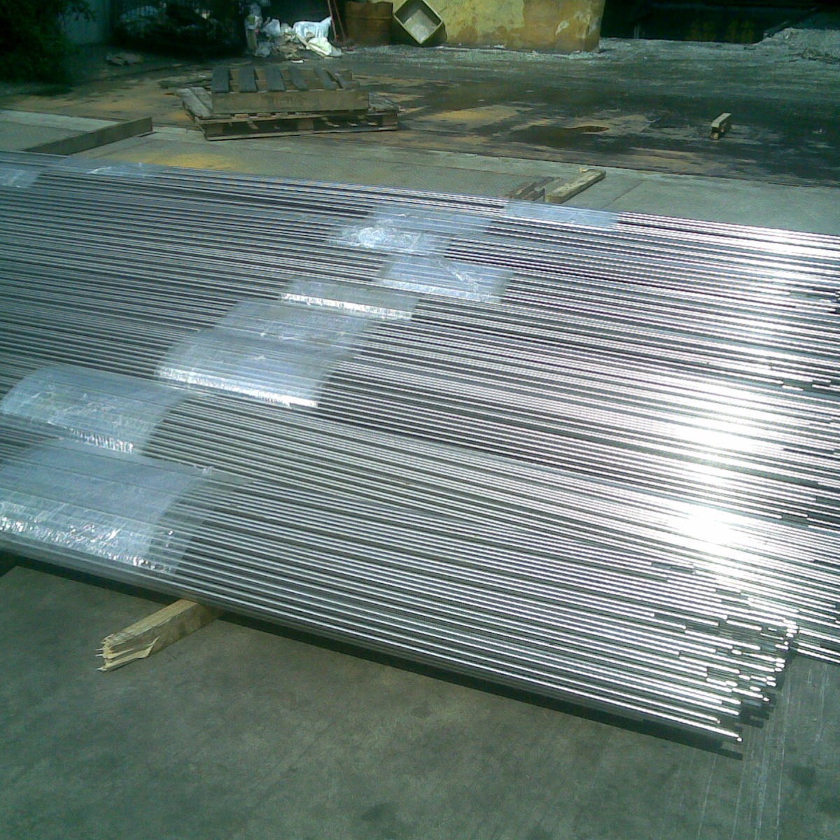 20CrMnTi渗碳钢板 20CrMnTi齿轮钢圆棒 制造传动齿轮 韧性好 现货