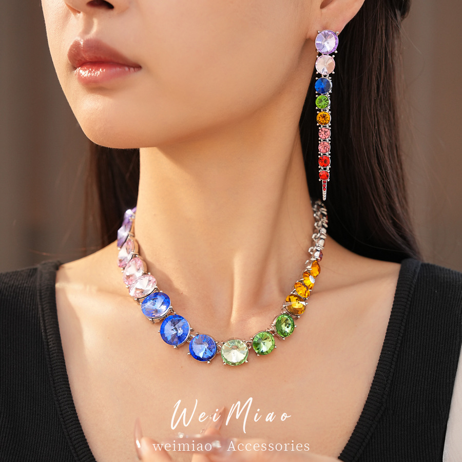 Corte de estilo refinado diamantes redondos gradiente ajustable collar ligero lujo nicho collar de clavícula alta sensación conjunto de joyería