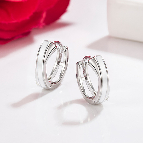 Korean style cold style imitation shell earrings for women, light luxury 14K gold shell earrings, ear buckles, temperament and high-end jewelry