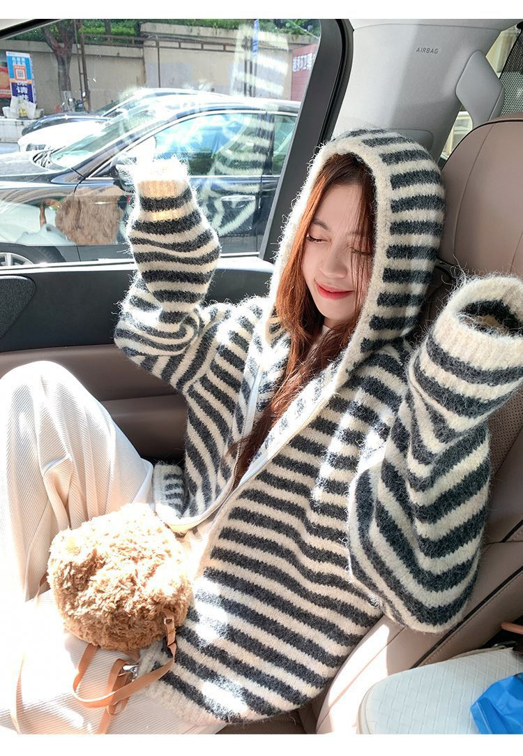 Korean Style Contrast Stripesd Hooded Knitted Cardigan for Women 2025 Autum New Loose Lazy Style Flesh-Covering Sweater Jacket
