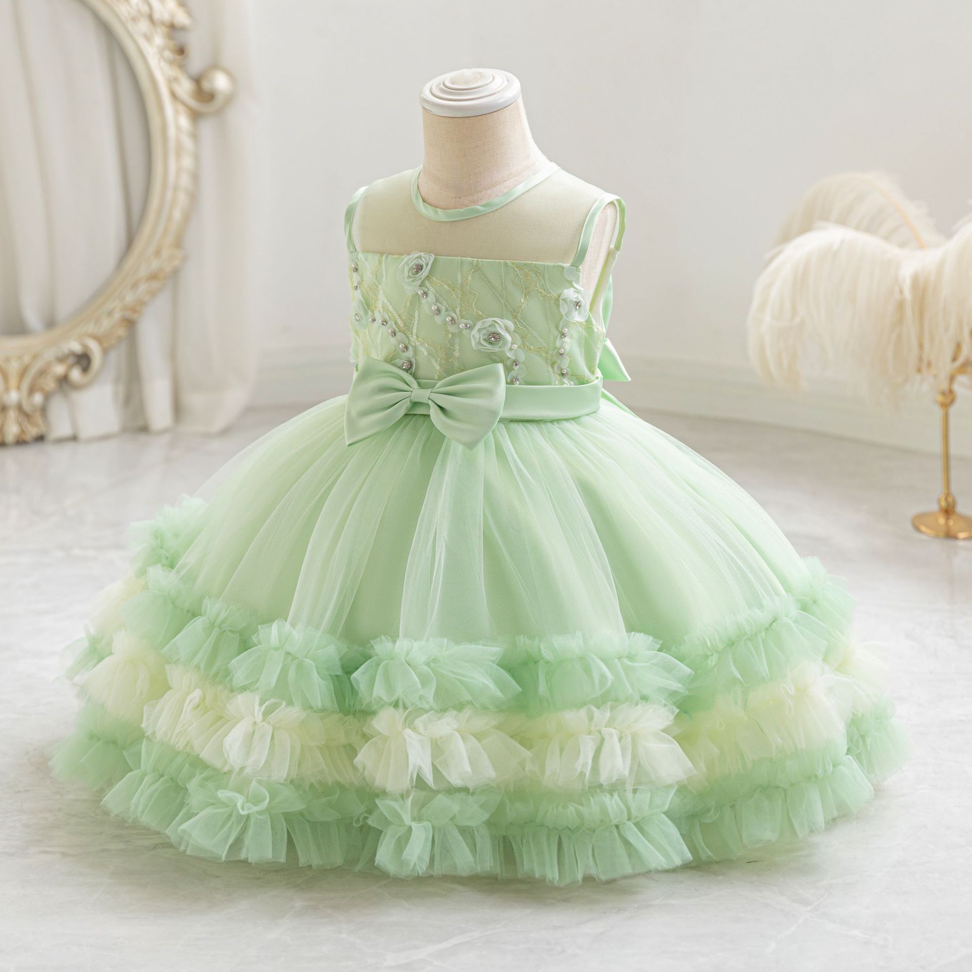 girl dress