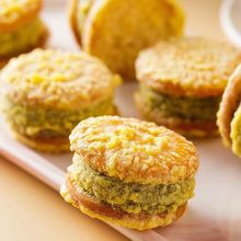 绿豆饼板栗酥传统老式绿豆糕点心零食小吃早餐食品整箱批发月饼干