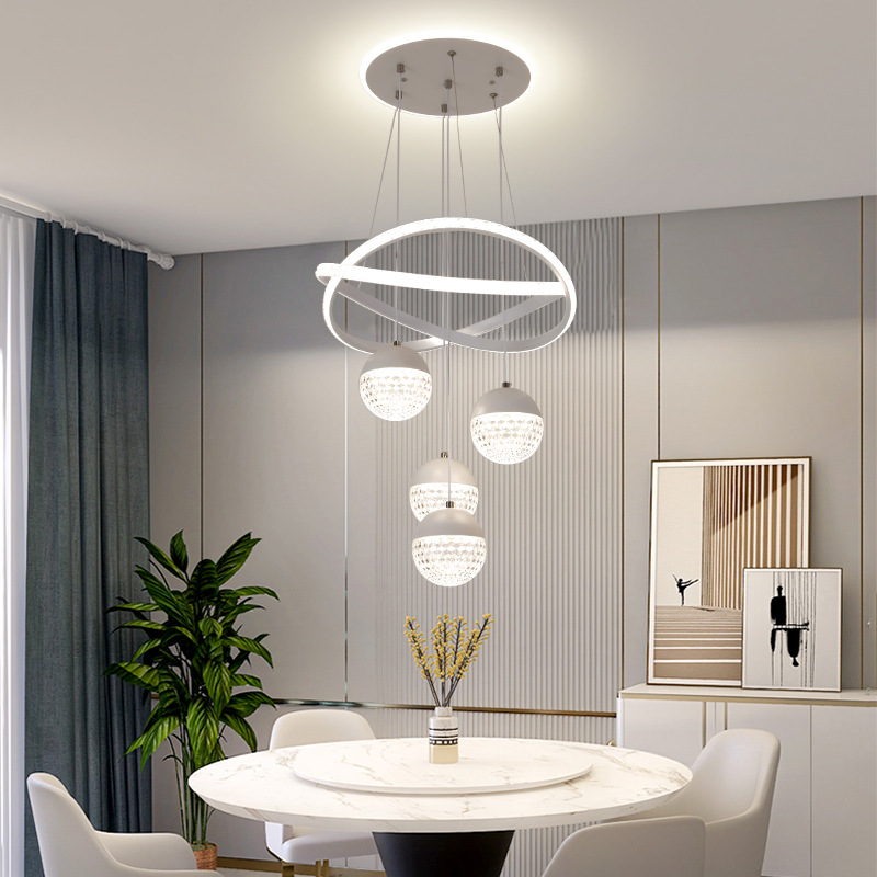 Comedor escalera de comercio electrónico apartamento lámpara de ropa candelabrera bar moderno comedor tienda de ropa LED suministro simple sala de estar